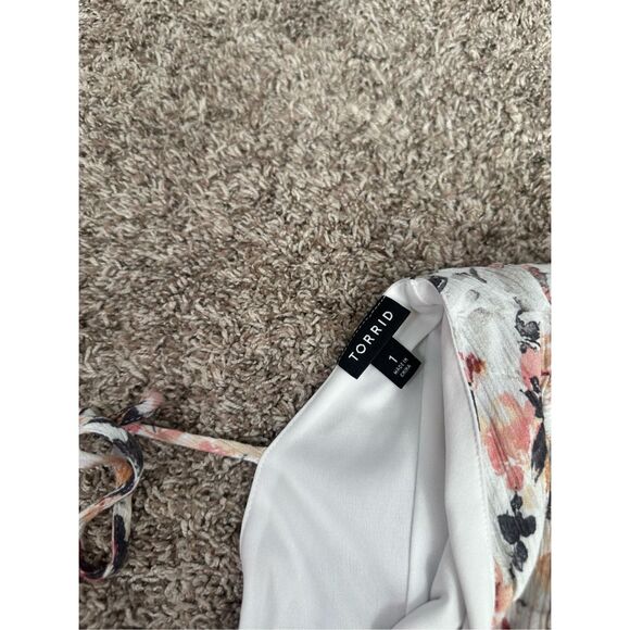 Torrid Maxi Gauze Walk-Through Dress Asymmetrical Floral Plus Sz 1 White/Orange - Picture 4 of 13